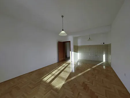 Apartment in complex with pool for Herceg Novi